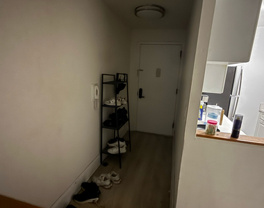 50 West 34th Street - Photo Thumbnail 1