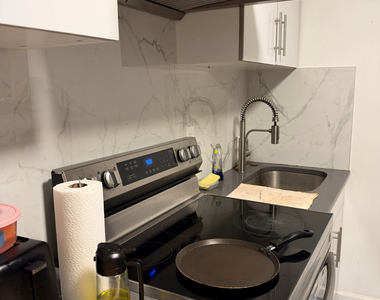 50 West 34th Street - Photo Thumbnail 4