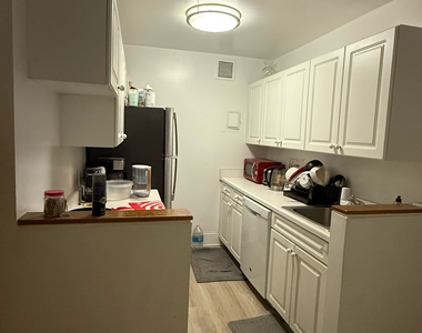 50 West 34th Street - Photo Thumbnail 3