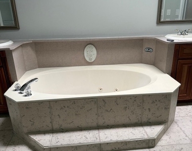 4840 Prestwick Place - Photo Thumbnail 6