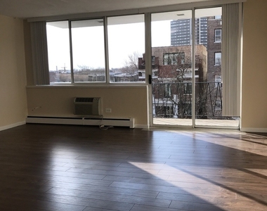 10s472 Echo Lane - Photo Thumbnail 3