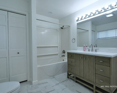 26415 W Ingleside Shore Drive - Photo Thumbnail 5