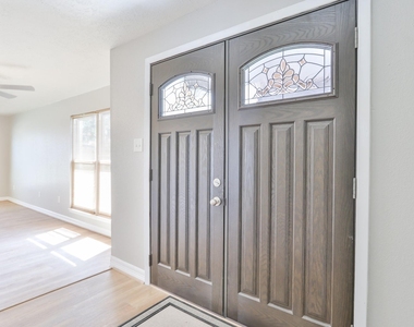 509 Belmont Drive - Photo Thumbnail 5