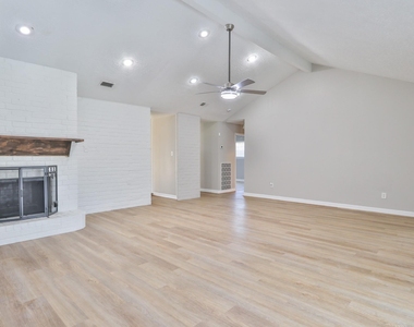 509 Belmont Drive - Photo Thumbnail 9