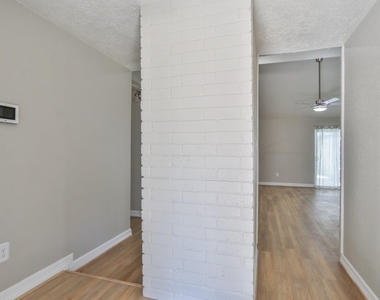 509 Belmont Drive - Photo Thumbnail 6