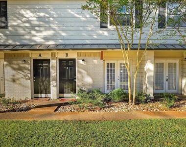 1400 Summit Street - Photo Thumbnail 25