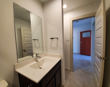 3314 Dagostino Creek Drive - Photo Thumbnail 6