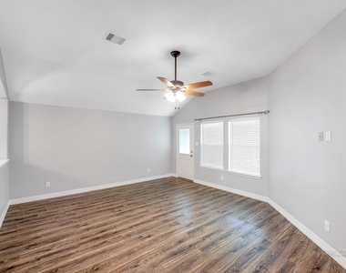 20103 Ray Falls Drive - Photo Thumbnail 13