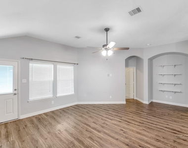 20103 Ray Falls Drive - Photo Thumbnail 14