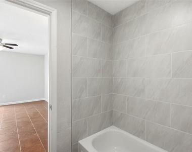 12500 Sandpiper Drive - Photo Thumbnail 13