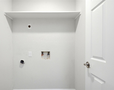 12500 Sandpiper Drive - Photo Thumbnail 14