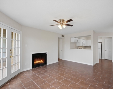 12500 Sandpiper Drive - Photo Thumbnail 2