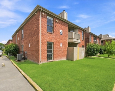 12500 Sandpiper Drive - Photo Thumbnail 18