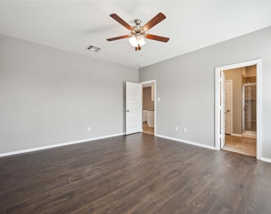 5710 Tabula Rasa Dr Drive - Photo Thumbnail 9