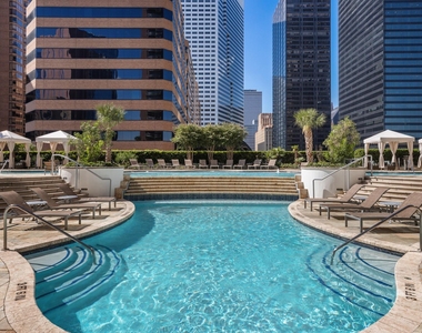 1400 Mckinney Street - Photo Thumbnail 7