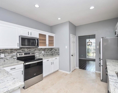 18522 Autumn Park Drive - Photo Thumbnail 1