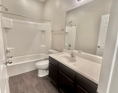 61 Woodland Hills Drive - Photo Thumbnail 11