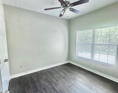 61 Woodland Hills Drive - Photo Thumbnail 9