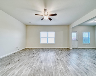 6934 Orchid Street - Photo Thumbnail 12