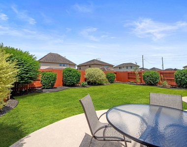 9131 Basin Ridge Lane - Photo Thumbnail 13