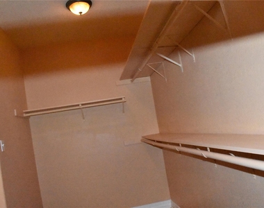 8535 Parkette Drive - Photo Thumbnail 30