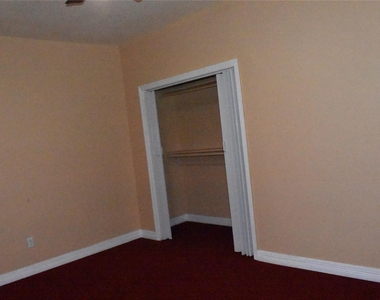 8535 Parkette Drive - Photo Thumbnail 20