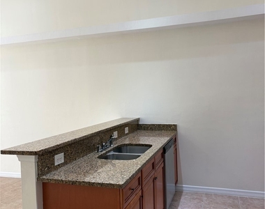 1117 Sw 8th Place - Photo Thumbnail 7