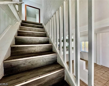 7123 Shannon Boulevard - Photo Thumbnail 14