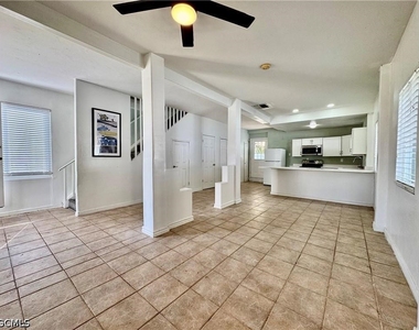 7123 Shannon Boulevard - Photo Thumbnail 4
