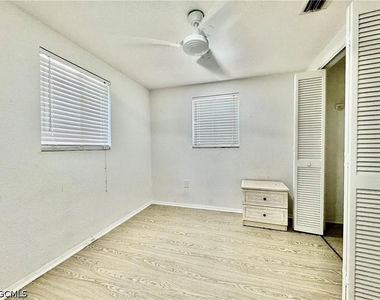 7123 Shannon Boulevard - Photo Thumbnail 23