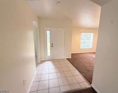 706 Oro Avenue S - Photo Thumbnail 2