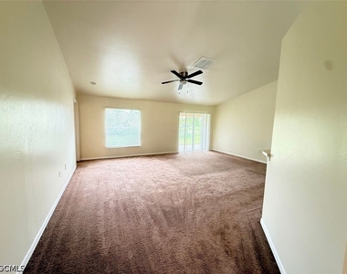 706 Oro Avenue S - Photo Thumbnail 3