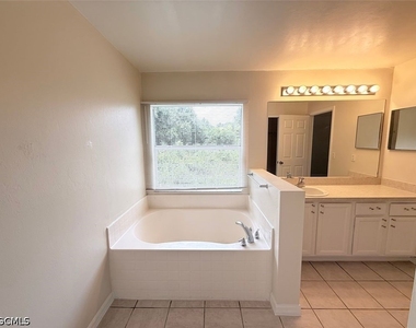 706 Oro Avenue S - Photo Thumbnail 11