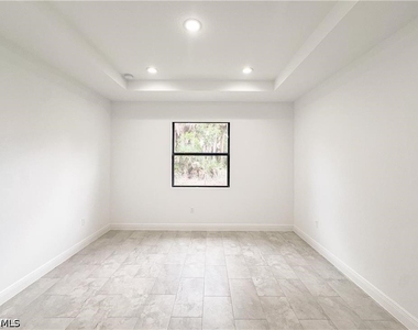 1269 Argosy Road - Photo Thumbnail 5