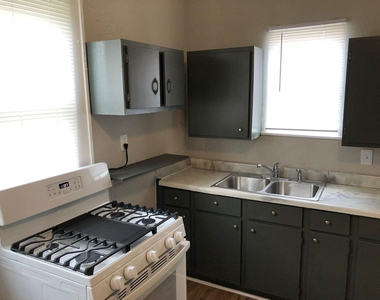 1132 W Cavalcade Street - Photo Thumbnail 5