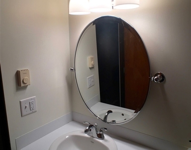 9 Murray Hill Road South - Photo Thumbnail 31