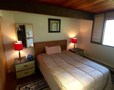 9 Murray Hill Road South - Photo Thumbnail 13