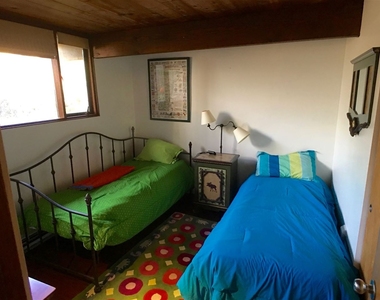9 Murray Hill Road South - Photo Thumbnail 11