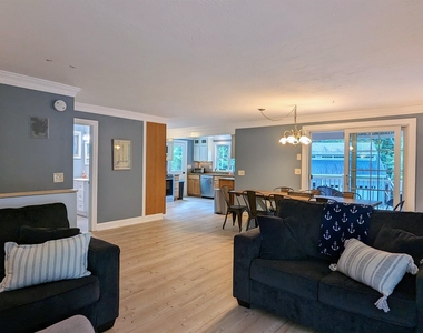 52 Crestview - Photo Thumbnail 6
