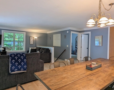 52 Crestview - Photo Thumbnail 20