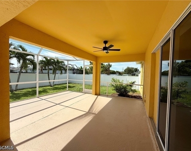 2209 Ne 9th Avenue - Photo Thumbnail 32