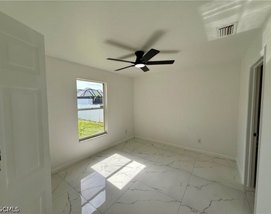 2209 Ne 9th Avenue - Photo Thumbnail 12