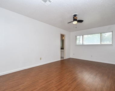 7714 Eichler Drive - Photo Thumbnail 16