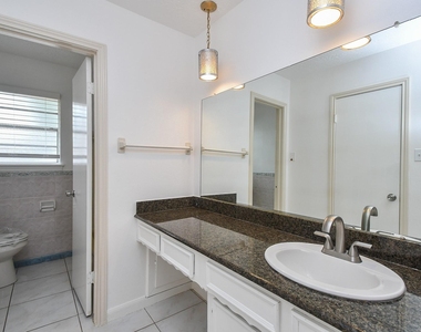 7714 Eichler Drive - Photo Thumbnail 18
