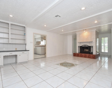 7714 Eichler Drive - Photo Thumbnail 10