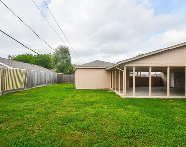 7714 Eichler Drive - Photo Thumbnail 30