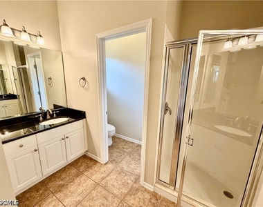 1466 Argyle Drive - Photo Thumbnail 29