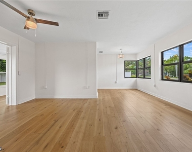 1442 Olmeda Way - Photo Thumbnail 18