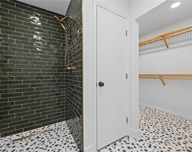 1442 Olmeda Way - Photo Thumbnail 22