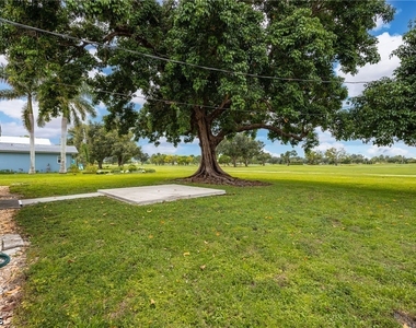 1442 Olmeda Way - Photo Thumbnail 30